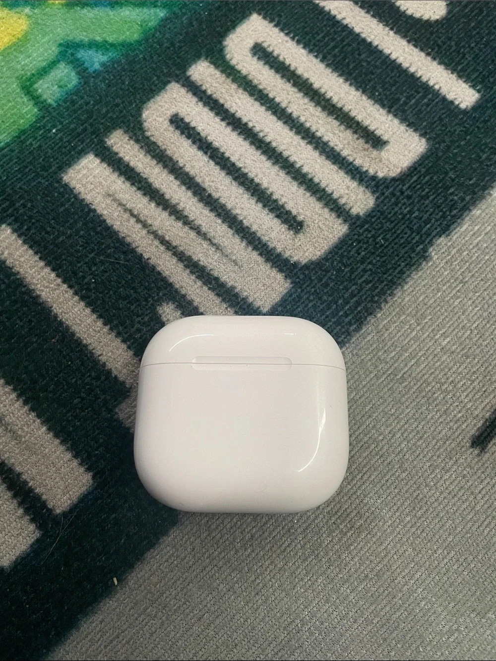 Apple AirPods gen 4 brand new